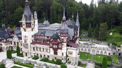 罗马尼亚瓦拉几亚佩莱斯城堡