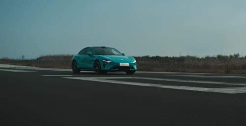 小米SU7——双电机狂暴动力