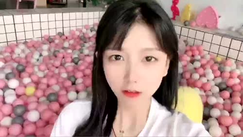 谁还不喜欢这样的小姐姐