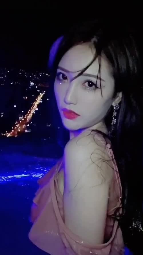 宸荨樱桃泳池屏保