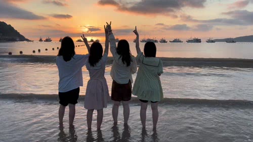 海浪·日出·酒友