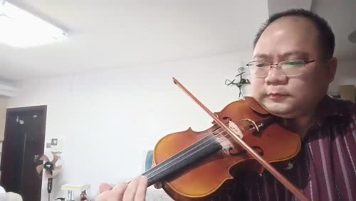 陈涛弹小提琴